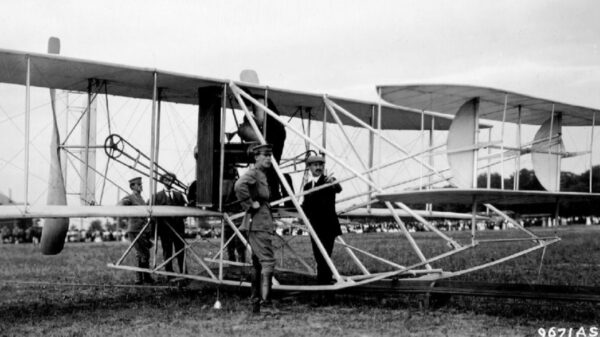 Rare Original Footage: Orville and Wilbur Wright's Historic 1909 Military Airplane Flight