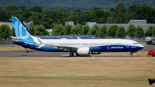 Boeing’s 737 MAX 10: Flight Testing Approval Sets Course for Certification